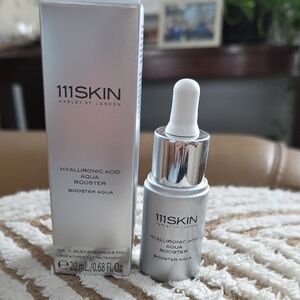111SKIN Hyaluronic Acid Aqua Booster - Silver